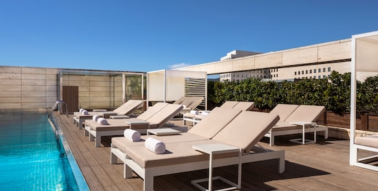 NH Collection Barcelona Constanza
